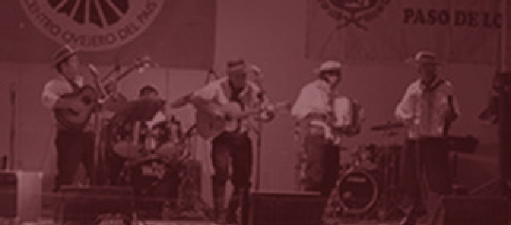 gallery/a puro viento en expo_350x170_rojo